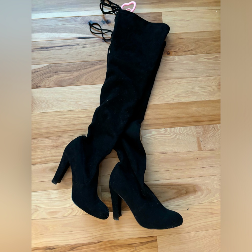 Steve Madden - Size 7.5 - Black - Over the Knee Boot